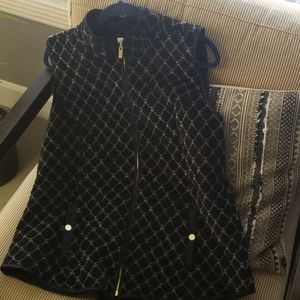 Velvet quilted NWT vest, XL, 14-16
